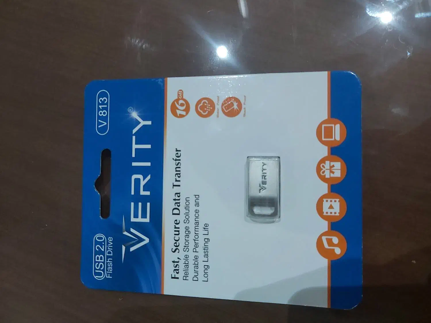 فلش verity مدل v813 ۱۶ گیگابایتی|لوازم جانبی موبایل و تبلت|تهران, استاد معین|دیوار