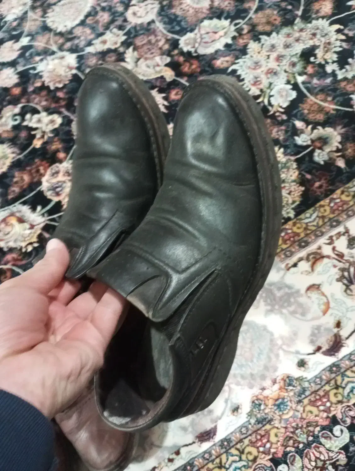 کفش سالم جنس چرم اصل سایز ۴۱|کیف، کفش، کمربند|قروه, |دیوار