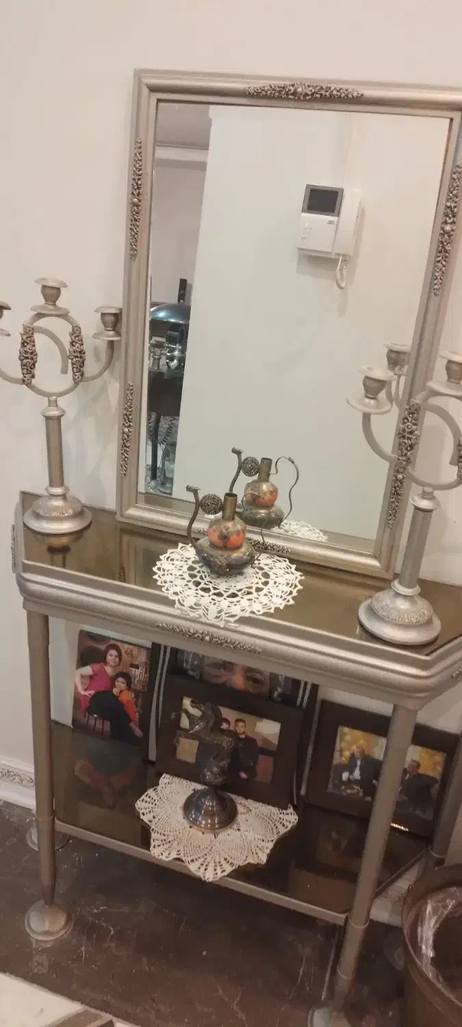 آیینه شمع دون|آینه|چهارباغ, |دیوار