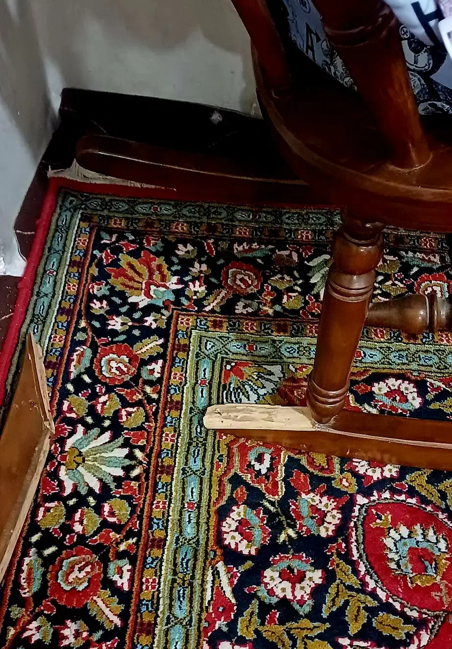 صندلی راک|صندلی و نیمکت|ری, علایین|دیوار