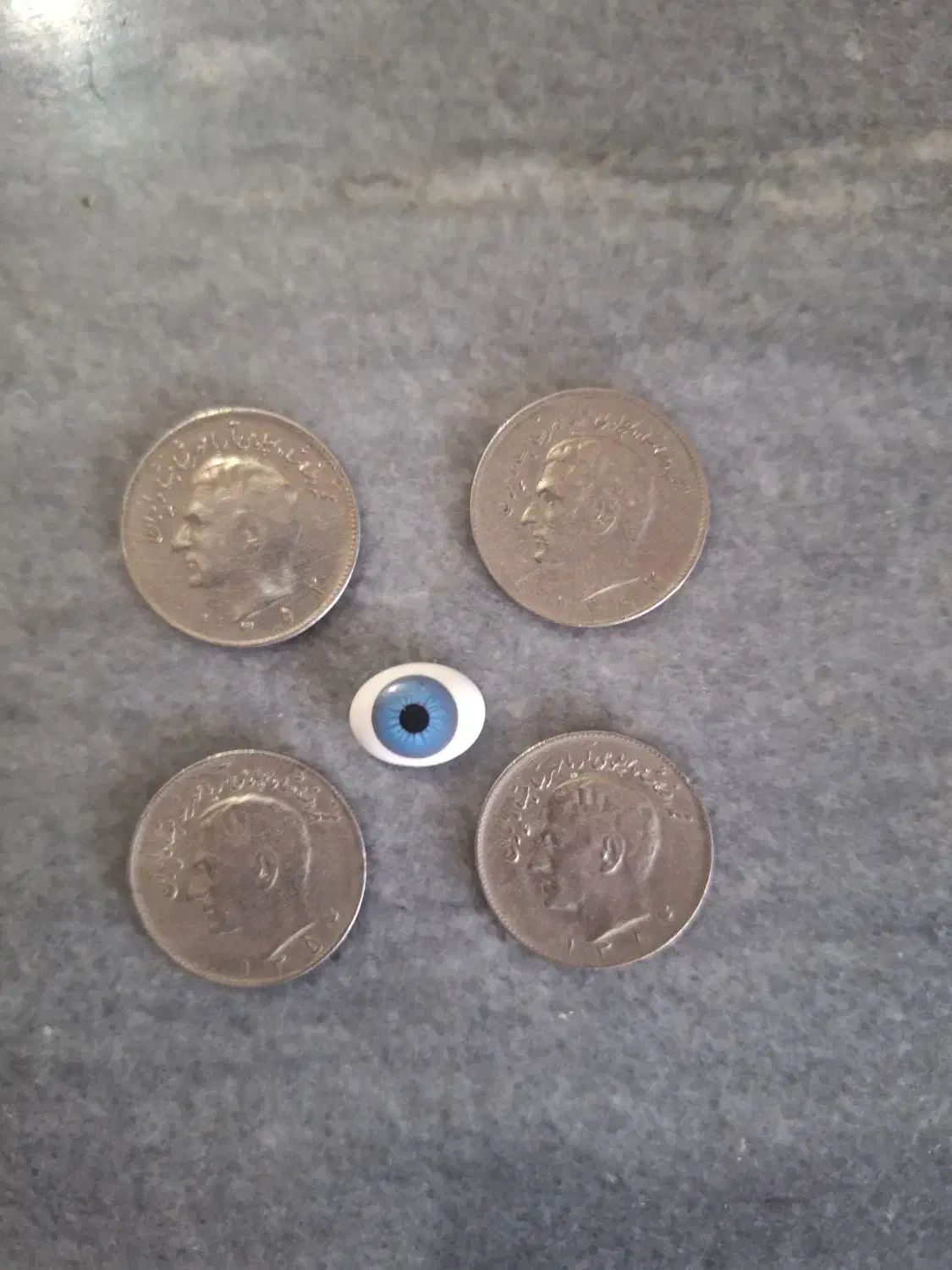 سکه ۱۰ ریالی|کلکسیون سکه، تمبر، اسکناس|قم, پردیسان|دیوار