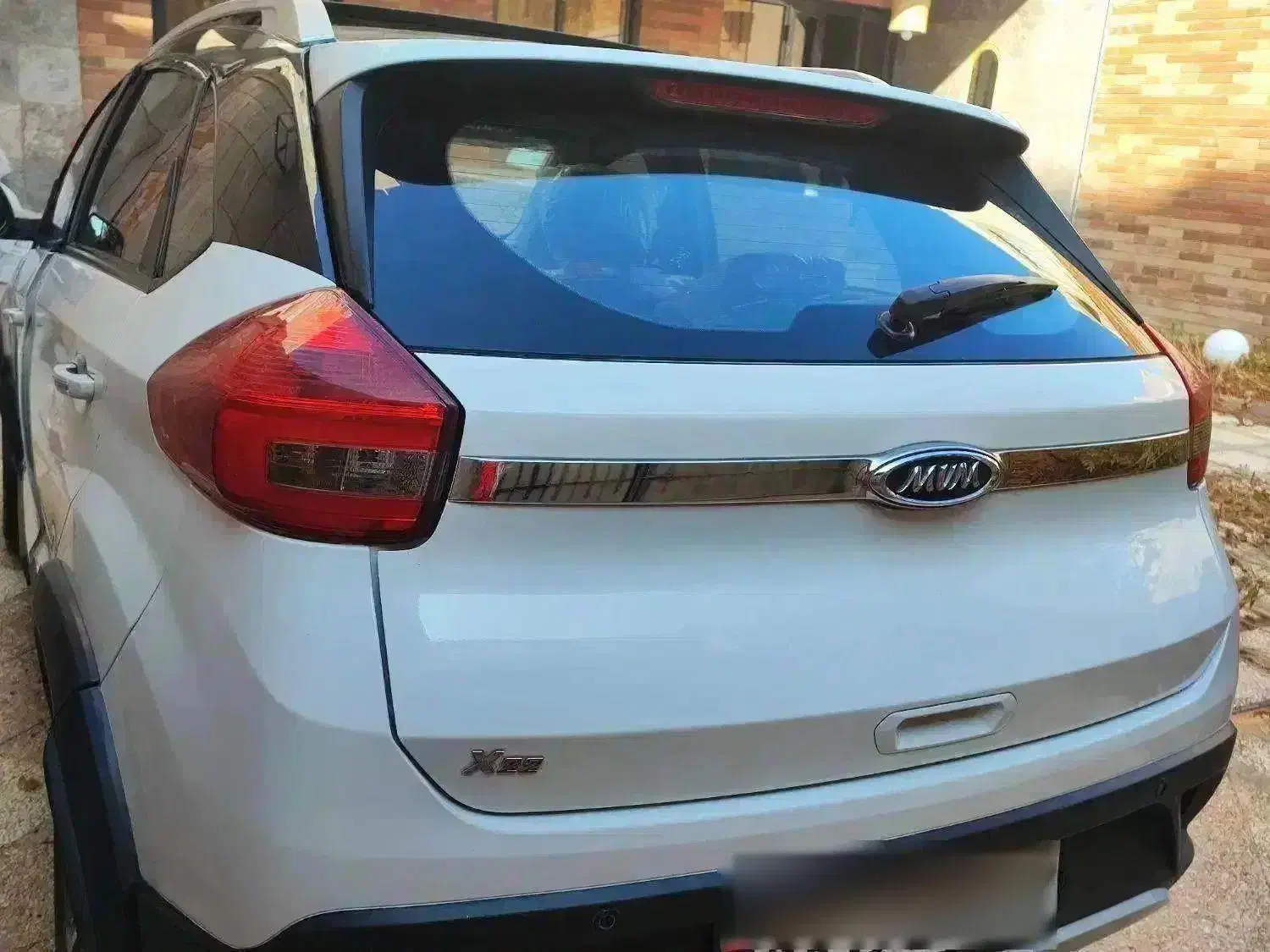 x22 ام وی ام|خودرو سواری و وانت|تربتحیدریه, سیلوی گندم|دیوار