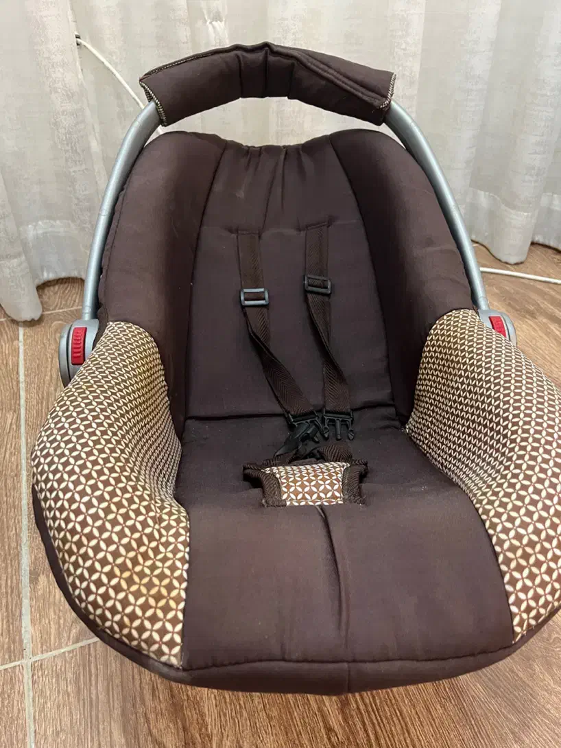 کرییِر Career|کالسکه و لوازم جانبی|بهنمیر, |دیوار