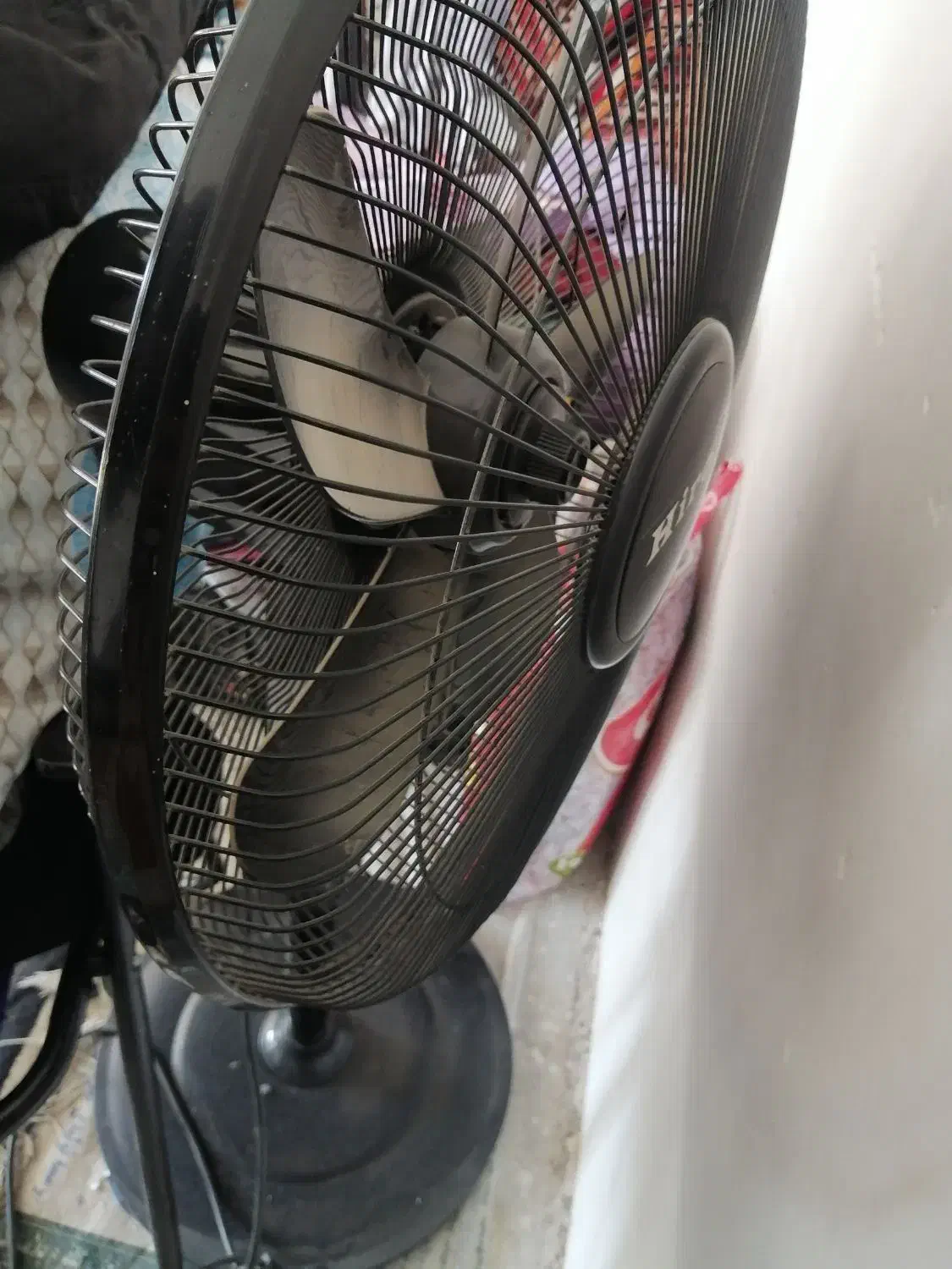 پنکه ایستاده|پنکه و تصفیه‌کنندهٔ هوا|شیروان (خراسان), |دیوار