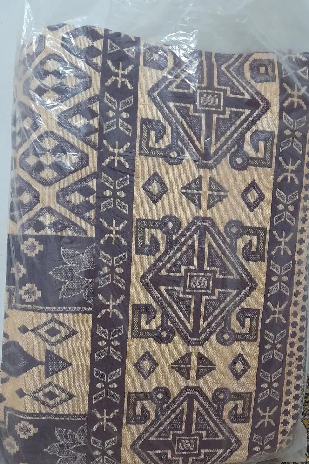 روفرشی|روفرشی|کازرون, |دیوار