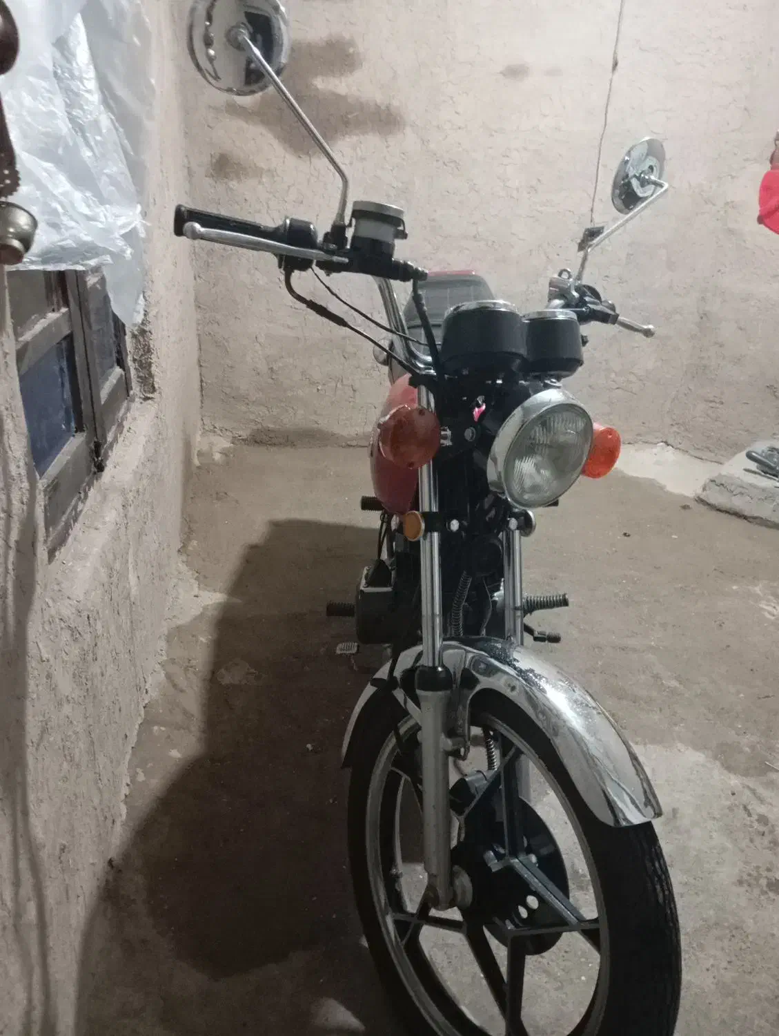 با سلام سوزوکی جی پی بسیار زیبا|موتورسیکلت|یزدان شهر, |دیوار