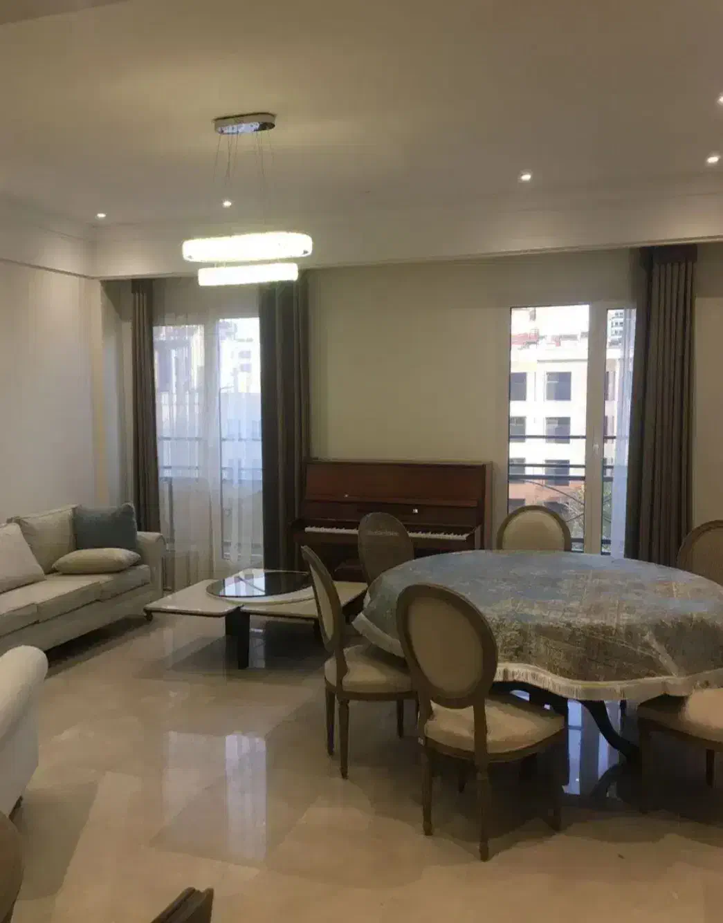 فرمانیه متقیان ۱۴۰ متر ۲ خوابه ۸ ساله واقعی