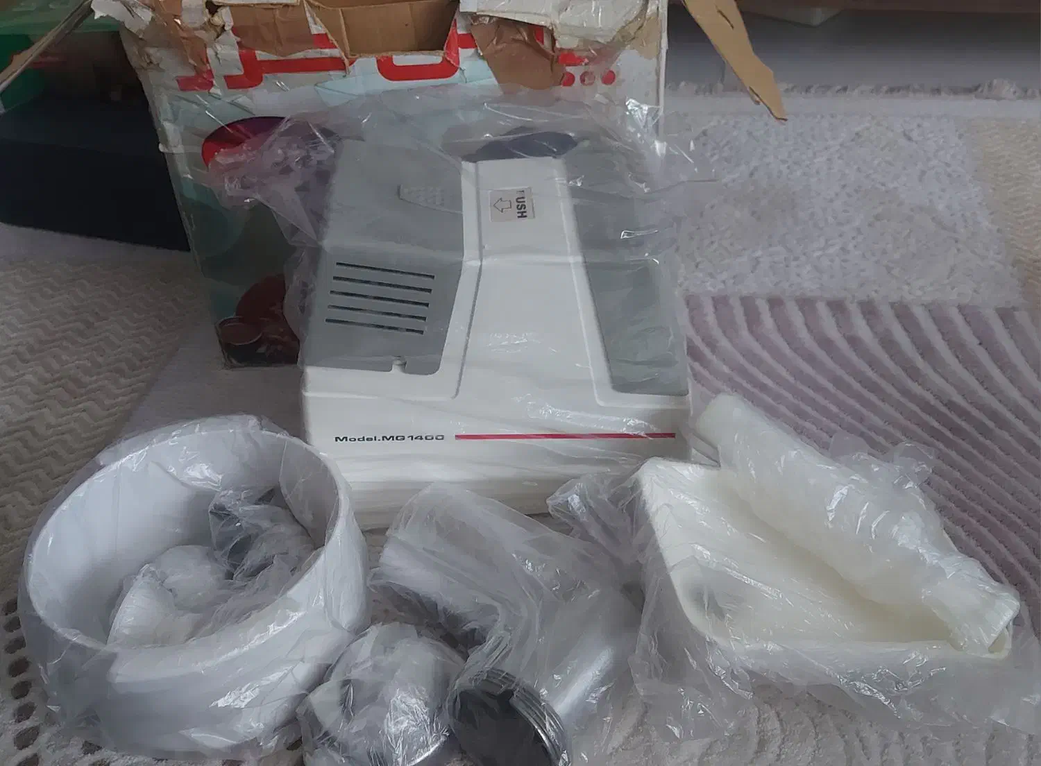 چرخ گوشت|سایر لوازم برقی|صومعه‌سرا, |دیوار