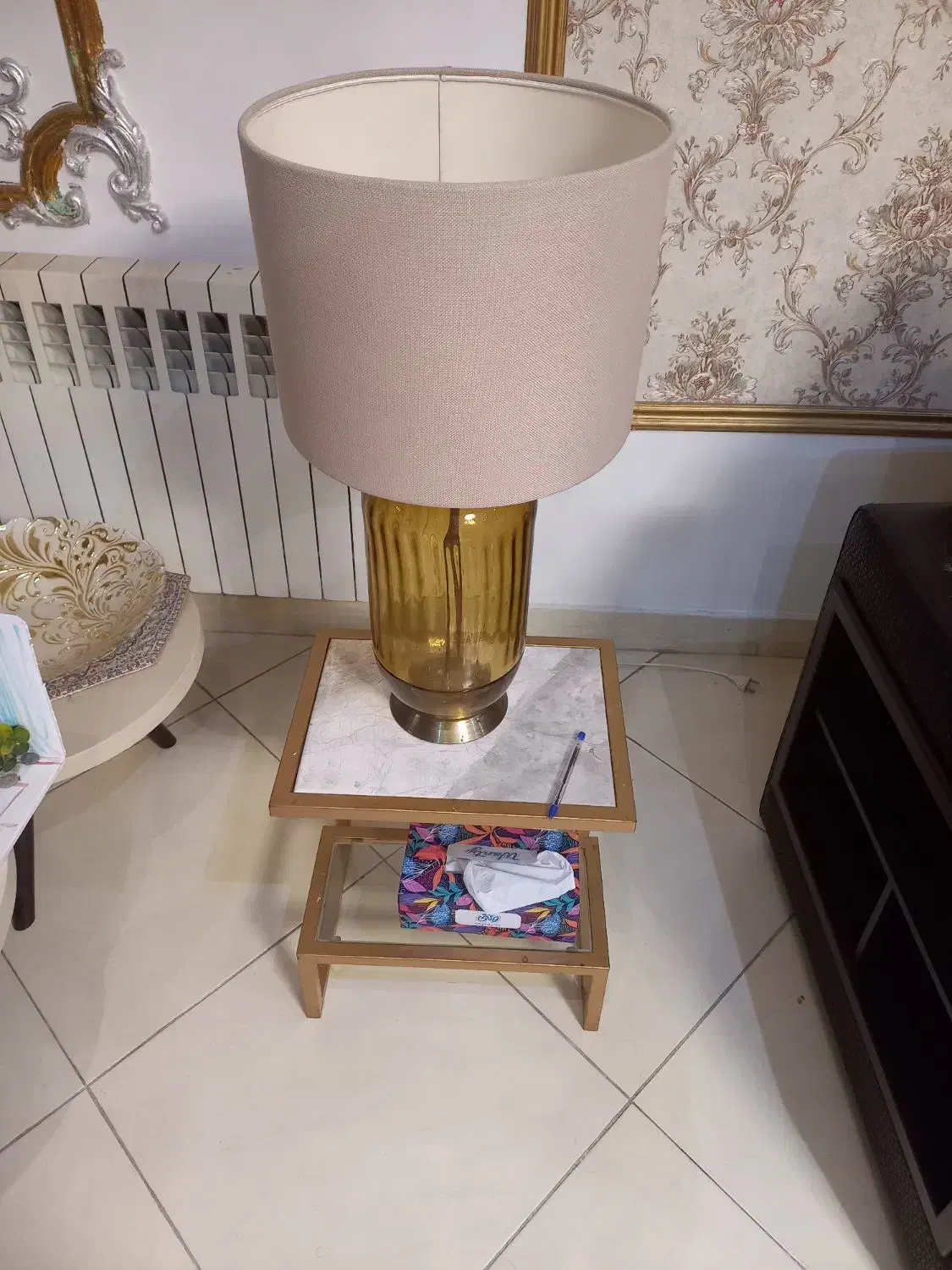 اباژور|چراغ خواب و آباژور|رشت, گلسار|دیوار