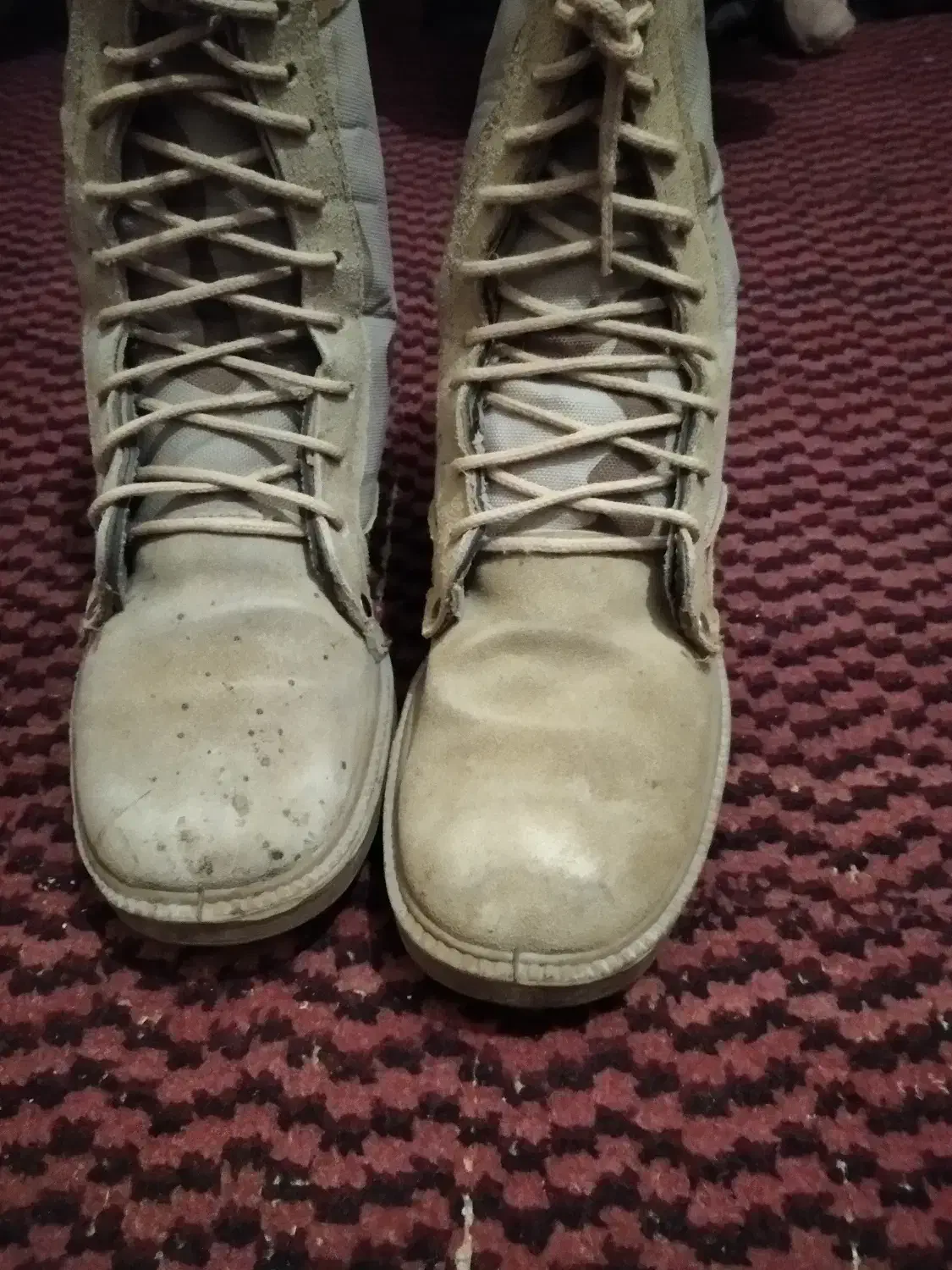 نیم بوت خاکی|کیف، کفش، کمربند|زابل, |دیوار