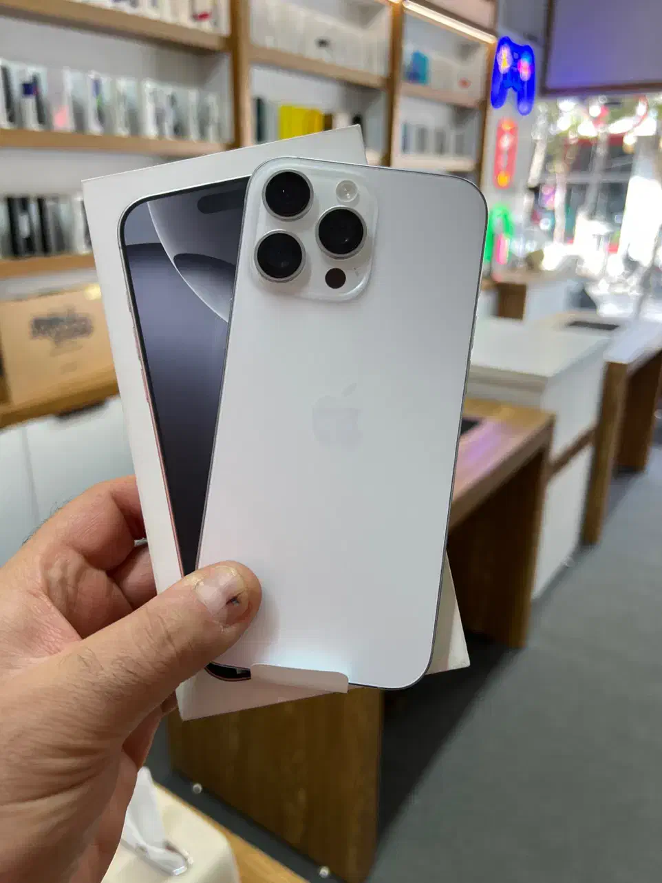 16 poro max. 256 zaa|موبایل|خمینیشهر, |دیوار