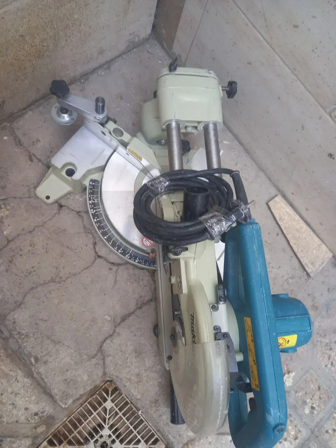 اره  فارسی بر ماکیتا کشویی|ابزارآلات|خاوران, |دیوار