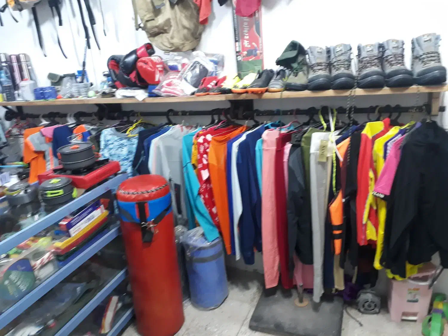 فروش تجهیزات کوهنوردی و لوازم ورزشی بعلت تغییر شغل|کوهنوردی و کمپینگ|اردل, |دیوار