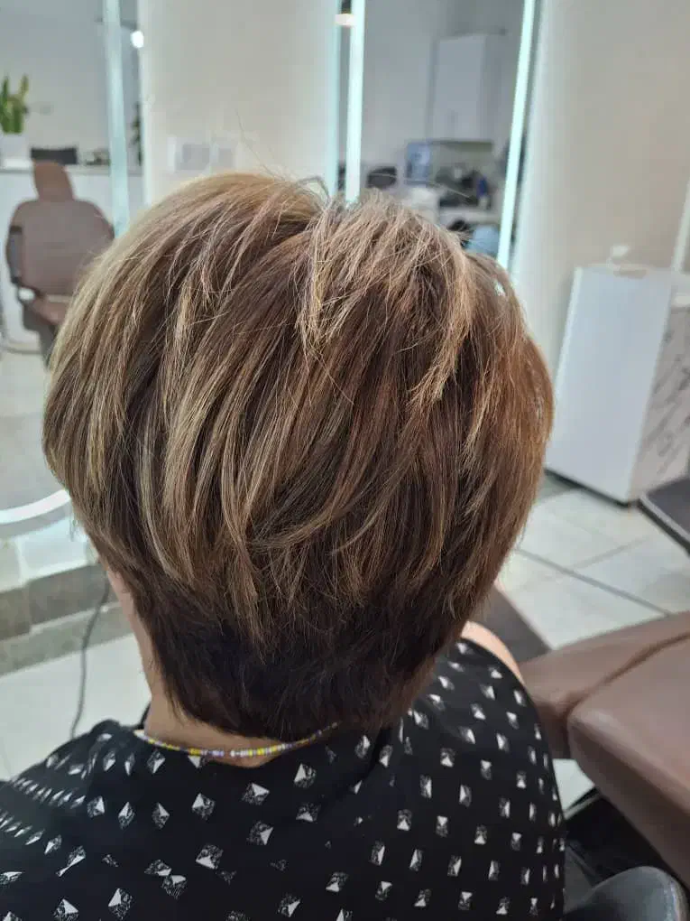 کوتاهی حرفه ای و اصلاح و ابرو رایگان|خدمات آرایشگری و زیبایی|تهران, گلستان (شهرک راه آهن)|دیوار