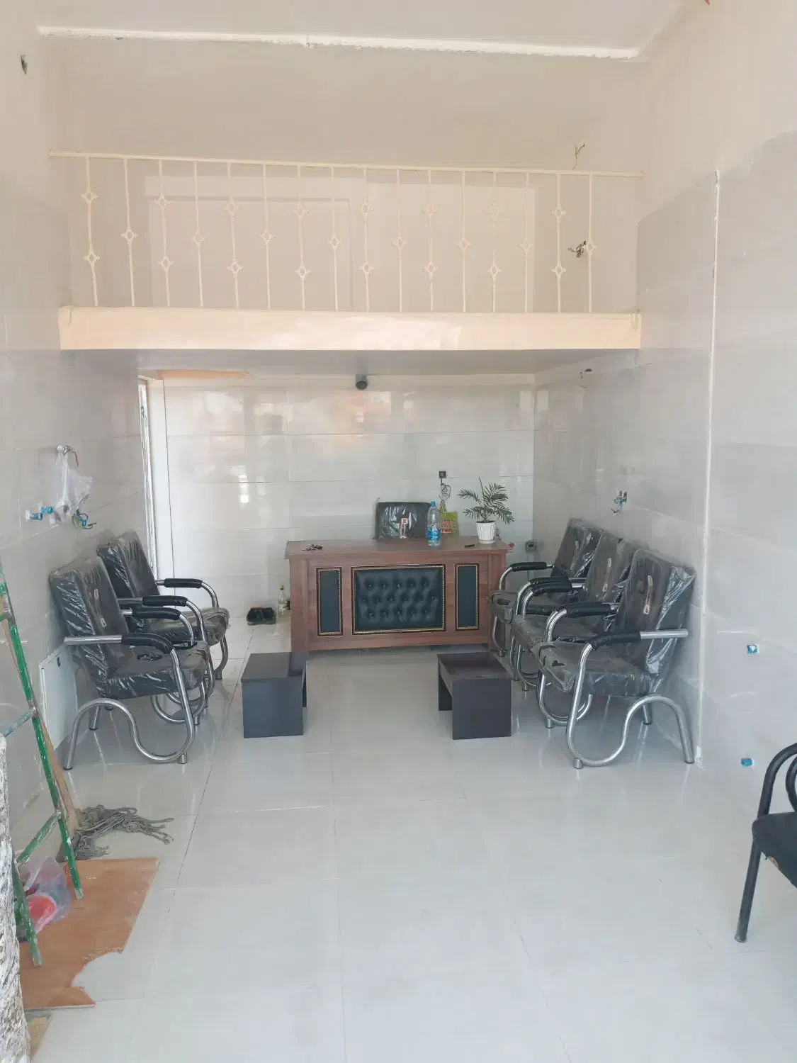 چراغچی مغازه نوید کشاورز|اجارهٔ مغازه و غرفه|مشهد, نوید|دیوار