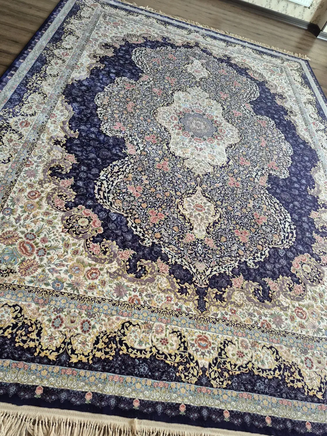 فرش ۱۲متری|فرش|اصفهان, رزمندگان|دیوار