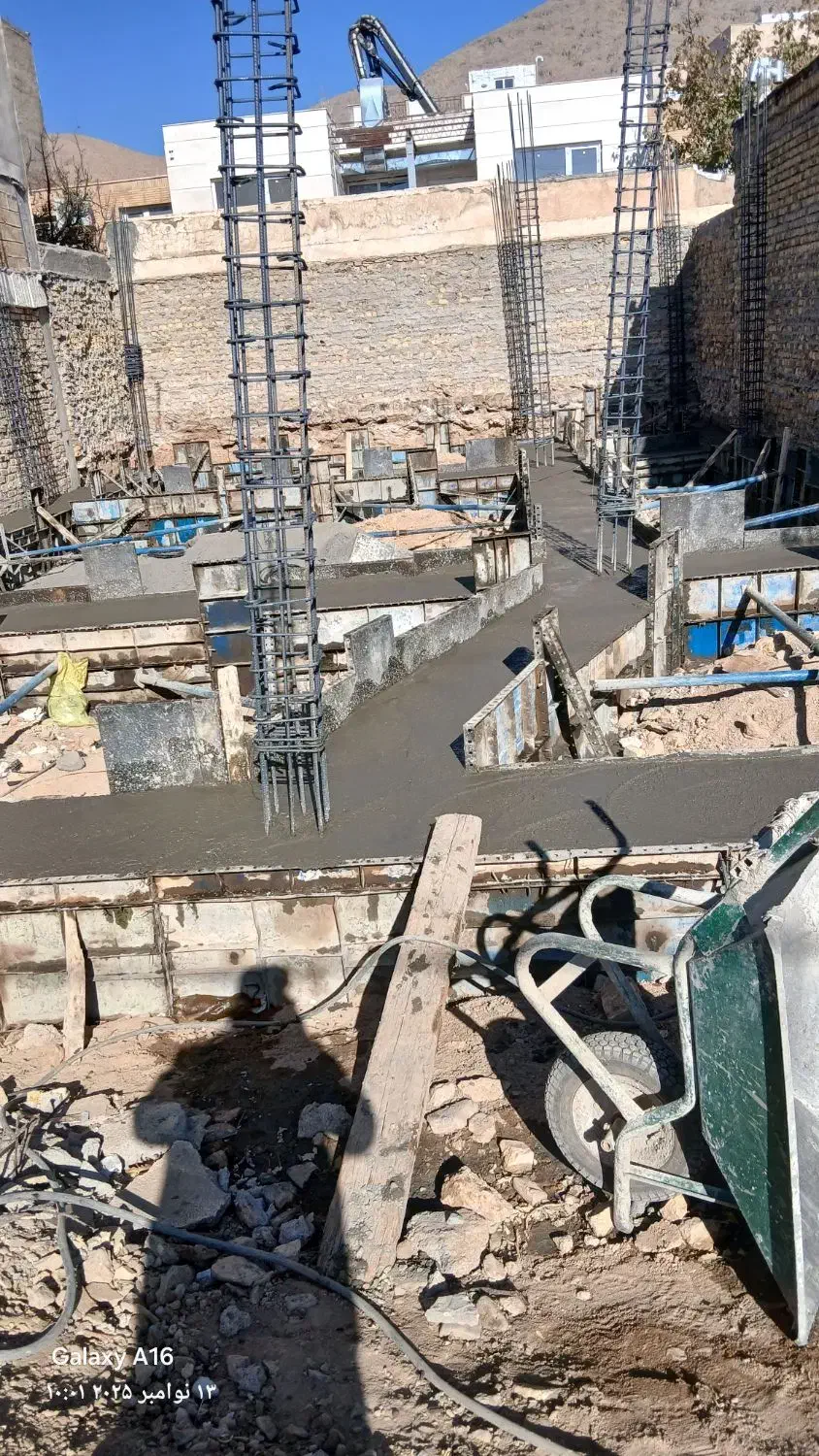 اجرای‌کارهای‌اسکلت‌بتن‌وارموتوربندی|خدمات پیشه و مهارت|مهاجران, |دیوار