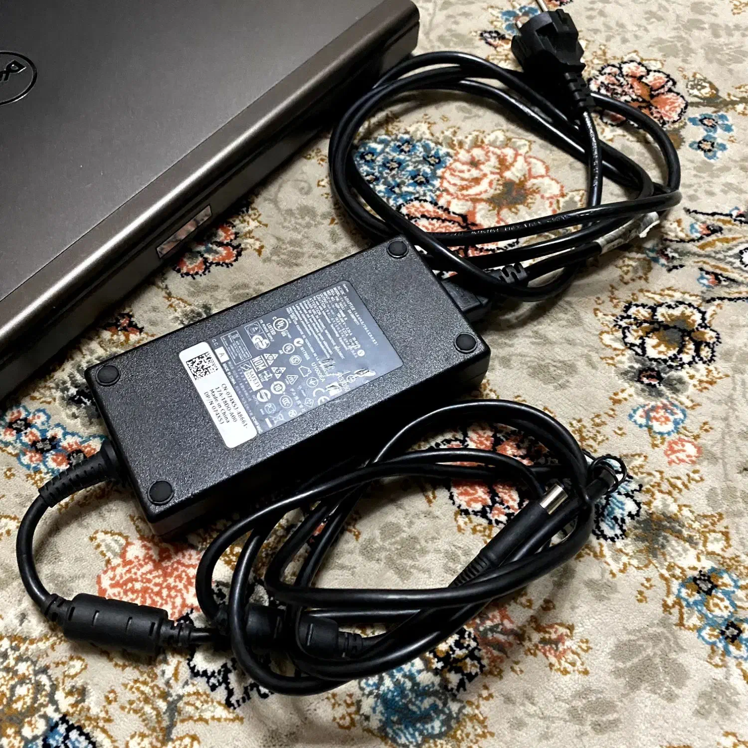 لپتاپDELL سیپیو i7 رم16هارد 500 SSD گرافیک GDRR5|رایانه همراه|سنندج, |دیوار