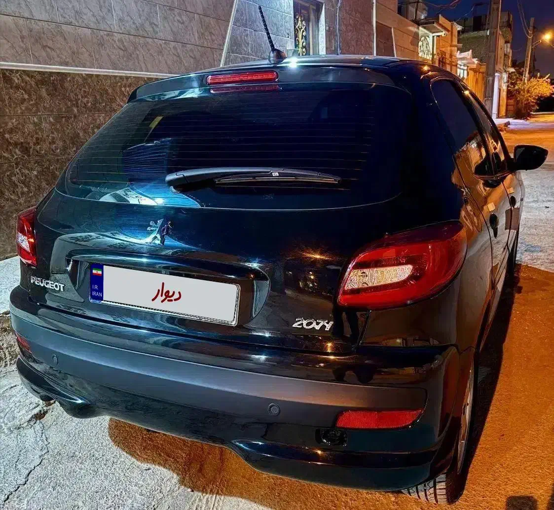 207 دنده ای پاناروما|خودرو سواری و وانت|آبادان, |دیوار