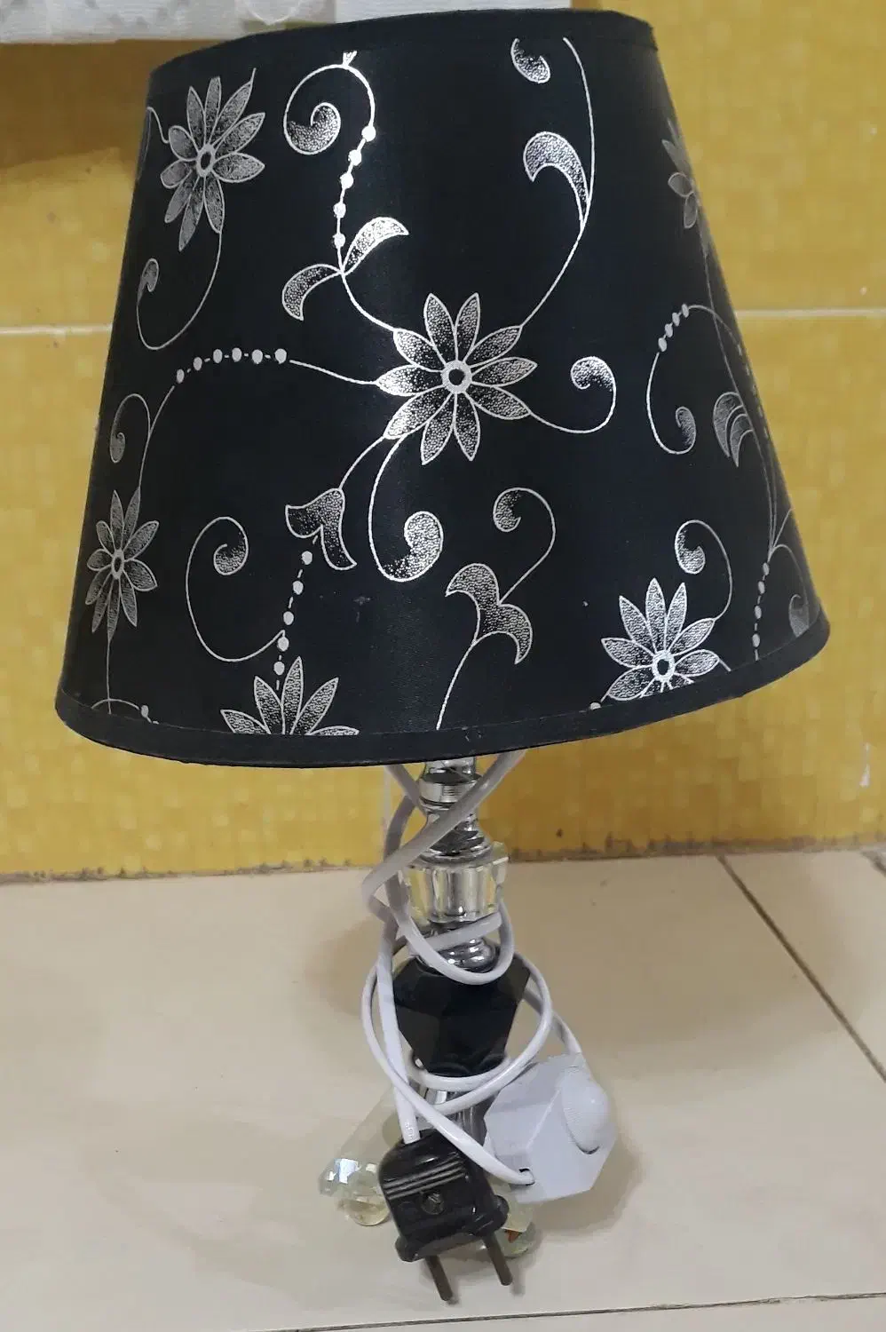 چراغ خواب|چراغ خواب و آباژور|سبزوار, ولیعصر (نجار آباد)|دیوار