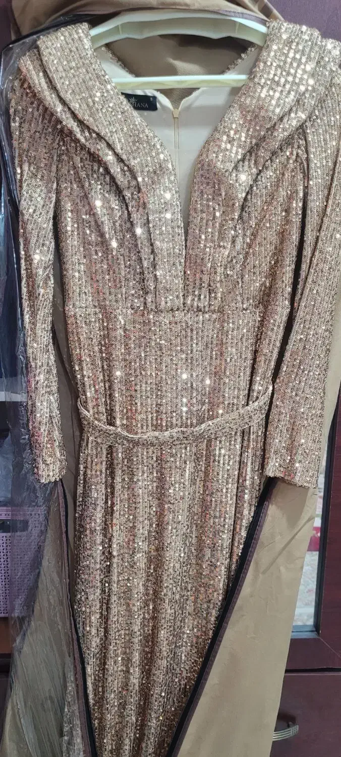 لباس مناسب عقد و نامزدی سایز ۳۸ تا ۴۰|لباس|اهواز, شهرک حفاری|دیوار