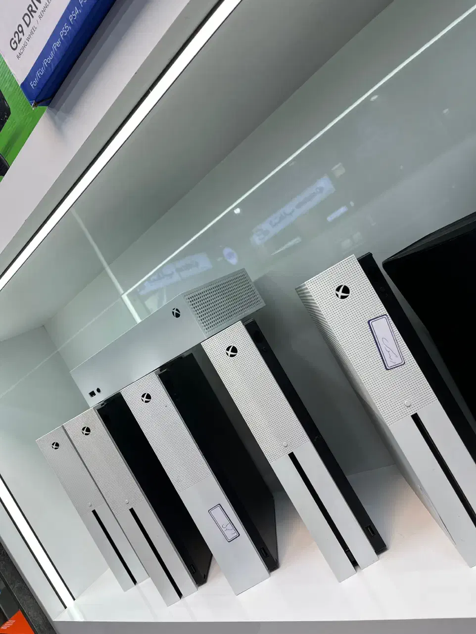 ایکس باکس وان و ایکس باکس سری اس بدون پیش پرداخت|کنسول، بازی ویدئویی و آنلاین|اصفهان, مفتح|دیوار