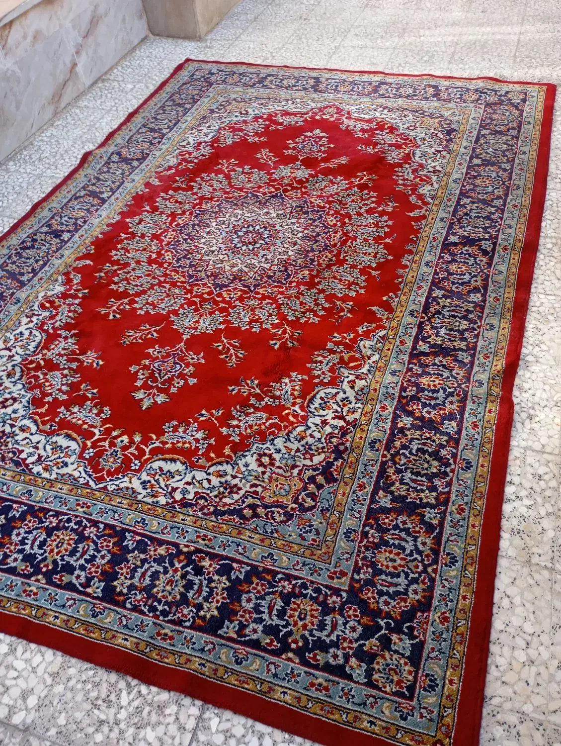 فرش ۶متری|فرش|قم, دروازه چوبی|دیوار