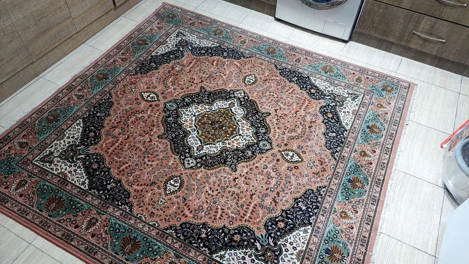 فرش ماشینی ۲در۲|فرش|خوی, |دیوار