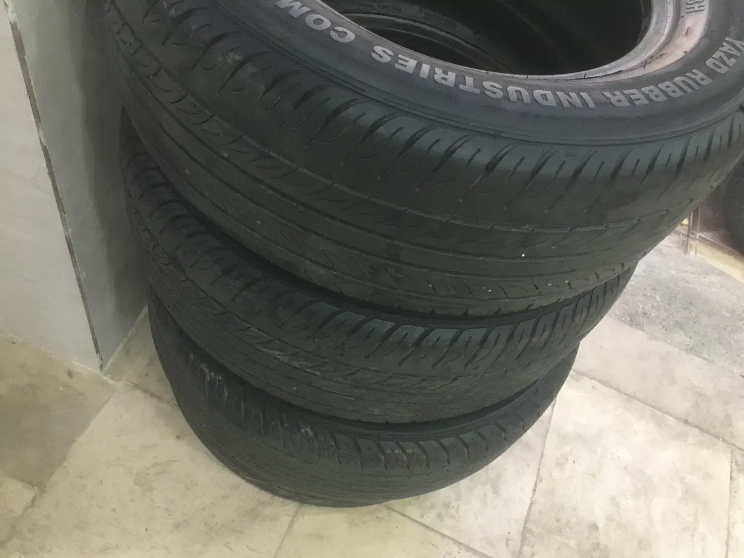 لاستیک ۲۰۵/۶۰/۱۴|قطعات یدکی و لوازم جانبی|کرج, مجتمع صنفی صنعتی|دیوار