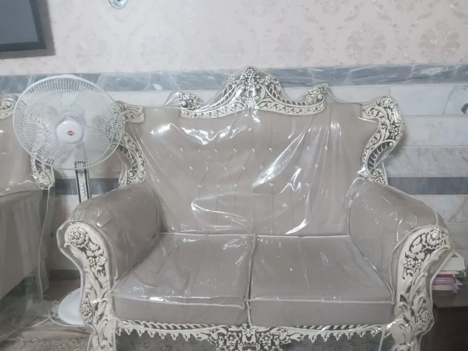 مبل ۷نفره سلطنتی|مبلمان خانگی و میز عسلی|ورامین, ورامین|دیوار