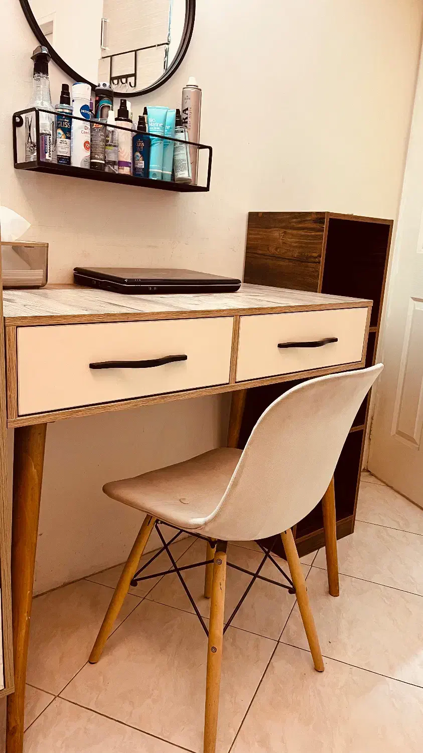 میز و صندلی و کتابخانه|میز تحریر و کامپیوتر|تهران, نیروی هوایی (پیروزی)|دیوار