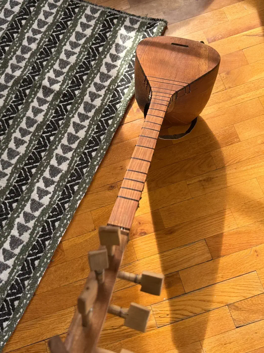 چگور|سازهای سنتی|تهران, کامرانیه|دیوار