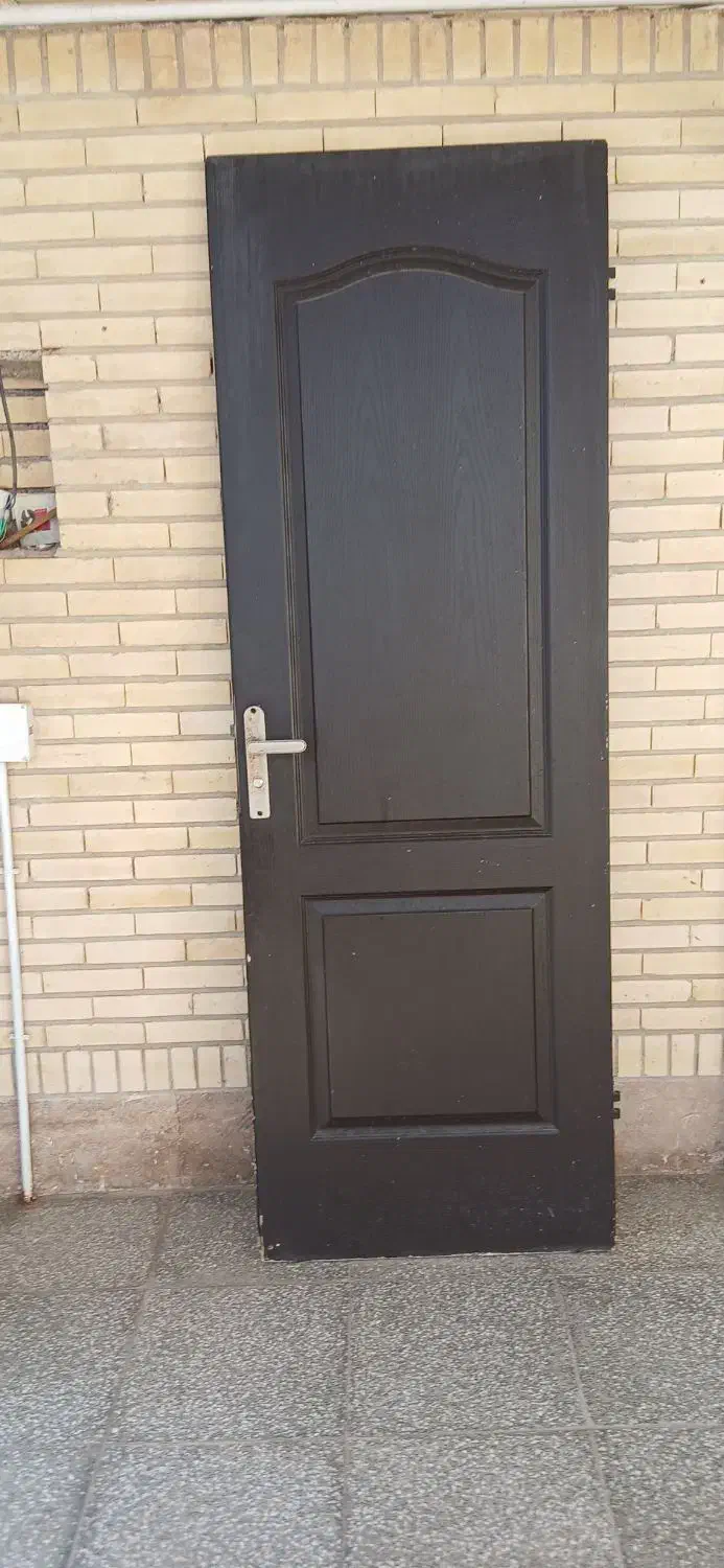 فروش درب حموم و دستشویی چوبی دست دوم|مصالح و تجهیزات ساختمان|اردکان, |دیوار