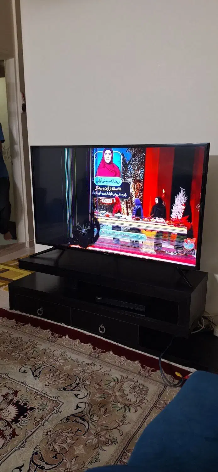 تلوزیون سامسونگ ۴۸ اینچ با کارتن|تلویزیون و پروژکتور|تهران, شیوا|دیوار