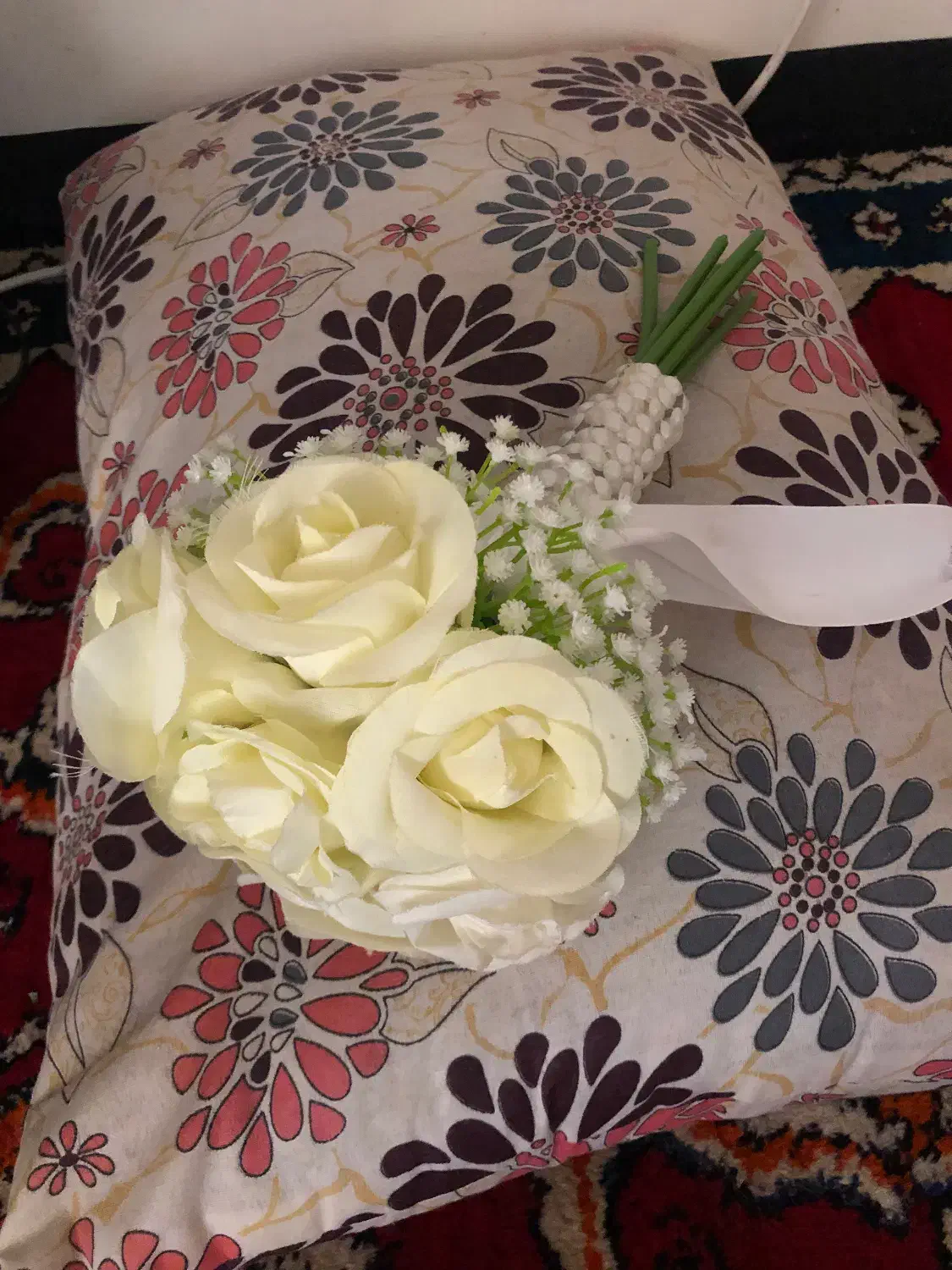 گل عروس و سبد عروس|گل مصنوعی|دوگنبدان, |دیوار