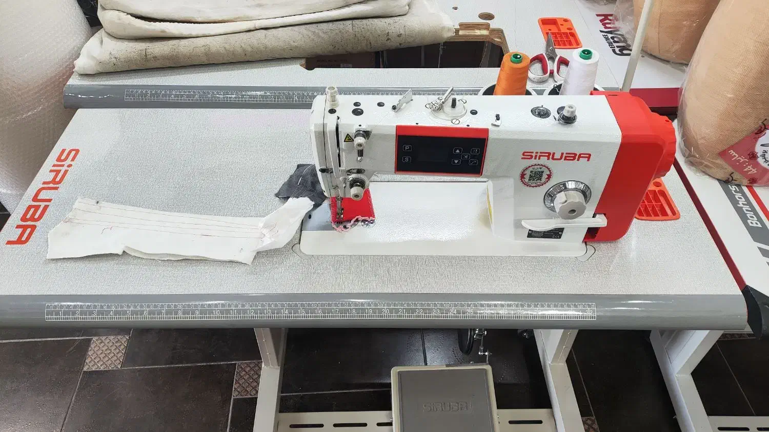 تعویض چرخ قدیمی با جدید|چرخ خیاطی و ریسندگی|اردکان, |دیوار