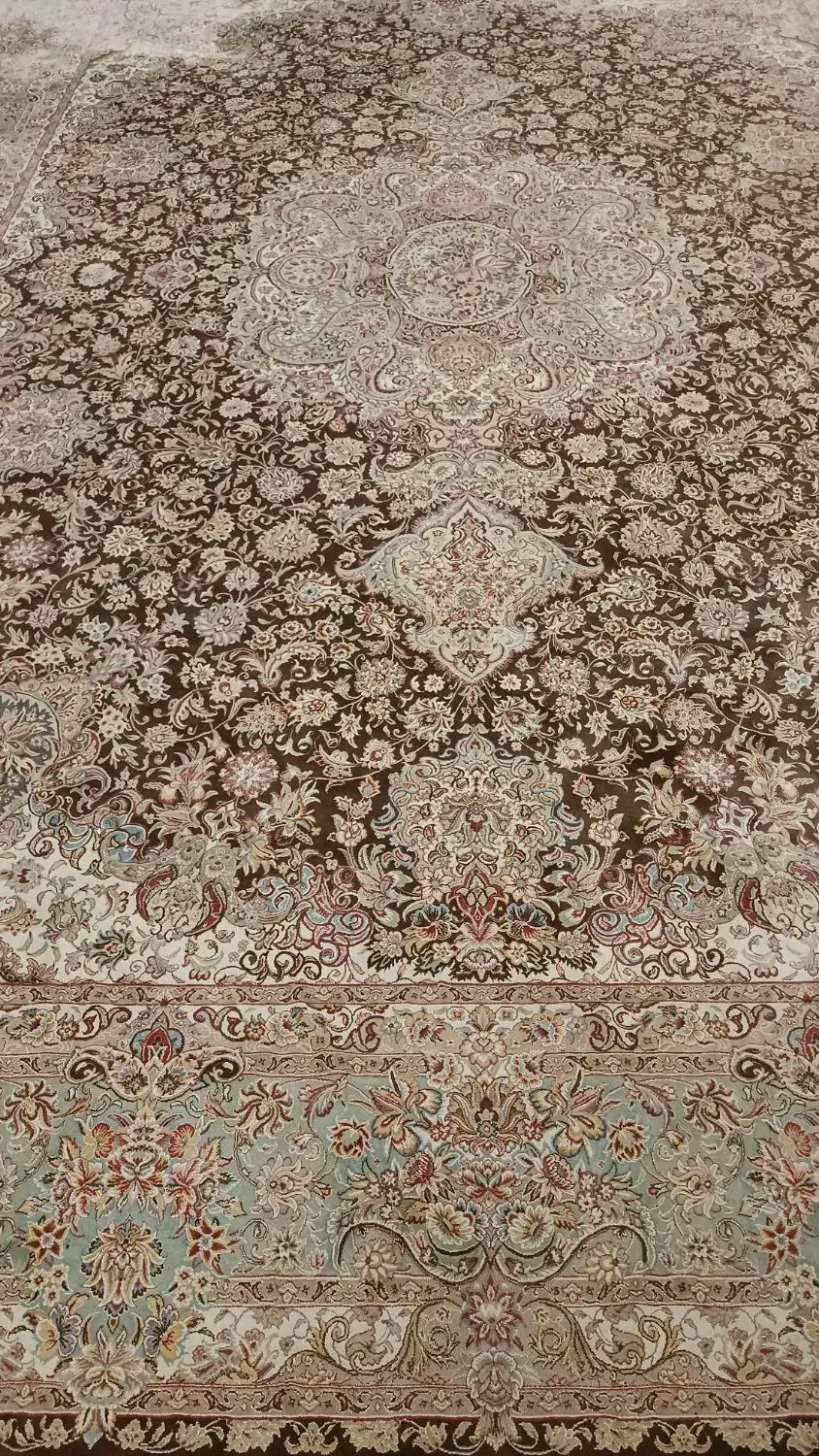 دو عددفرش نه متری ۱۲۰۰شونه طرح تبریززمینه قهوه ای|فرش|تهران, نیروی هوایی (پیروزی)|دیوار
