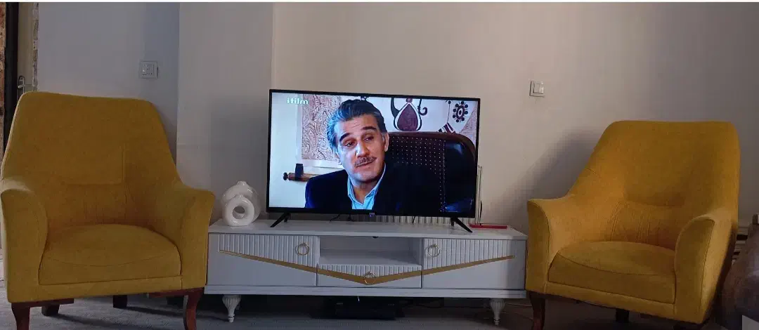 مبل نیم ست پنج نفره دو رنگ|مبلمان خانگی و میز عسلی|قم, پردیسان|دیوار