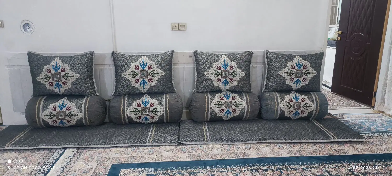 بالشت|پشتی|زاهدان, |دیوار