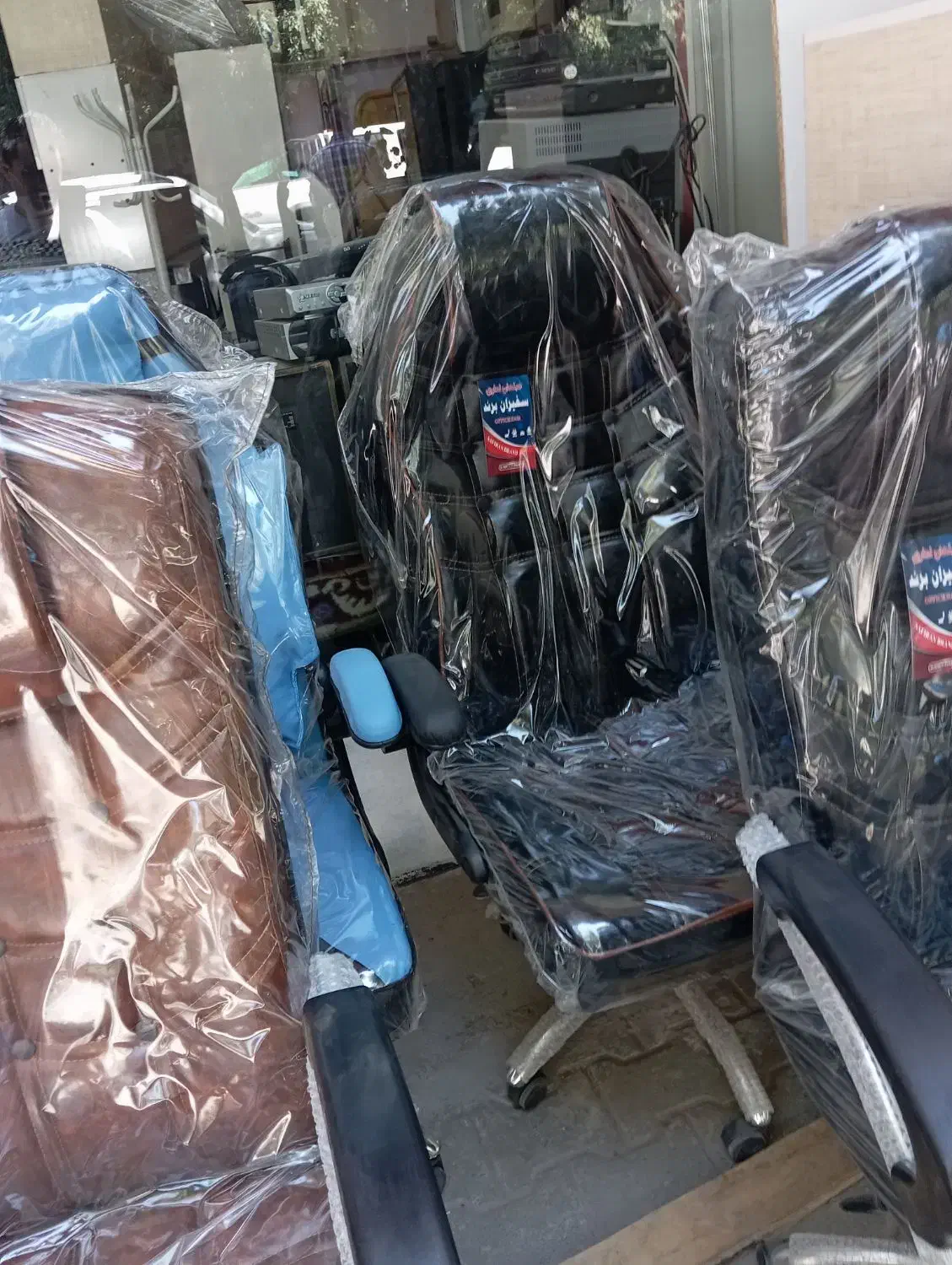 صندلی گردون چرخدار|صندلی و نیمکت|میاندوآب, |دیوار