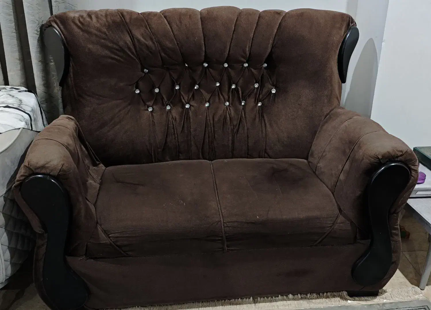 مبل 7نفره|مبلمان خانگی و میز عسلی|رشت, یخسازی|دیوار