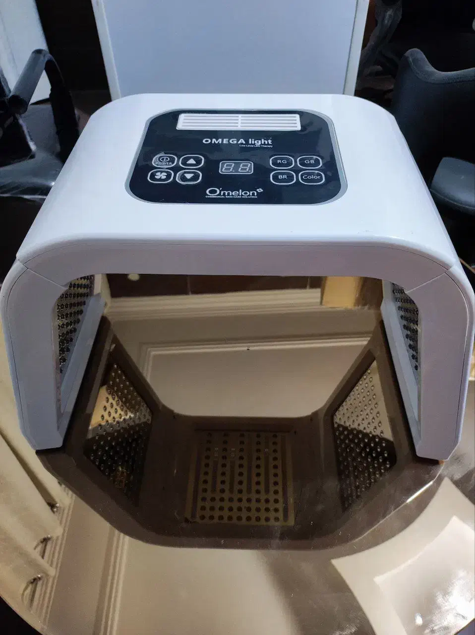 دستگاه ال ای دی تراپی|آرایشی، بهداشتی، درمانی|گراش, |دیوار