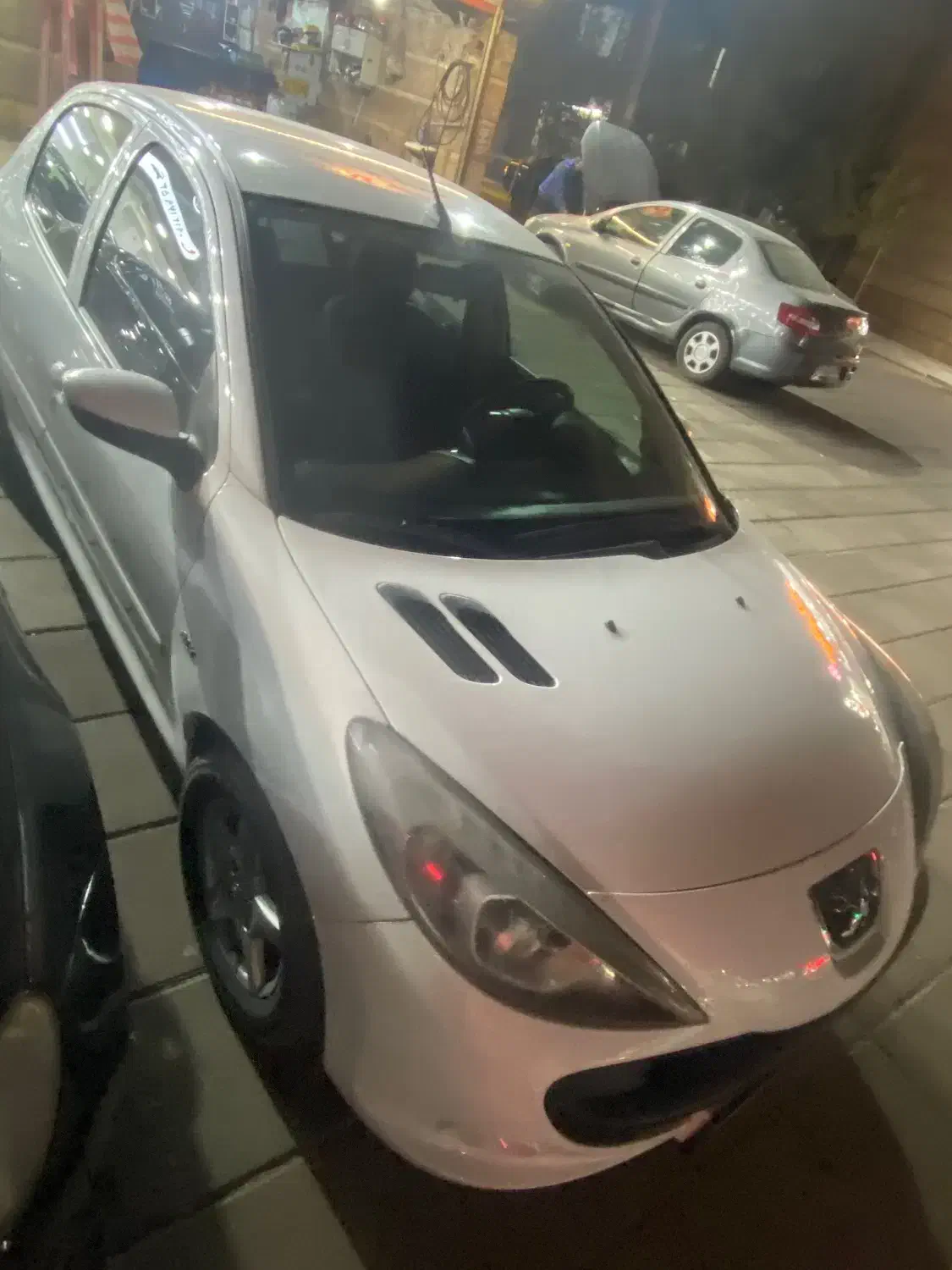 207 اتومات سقف فلر|خودرو سواری و وانت|هشتگرد, شهرک بعثت|دیوار