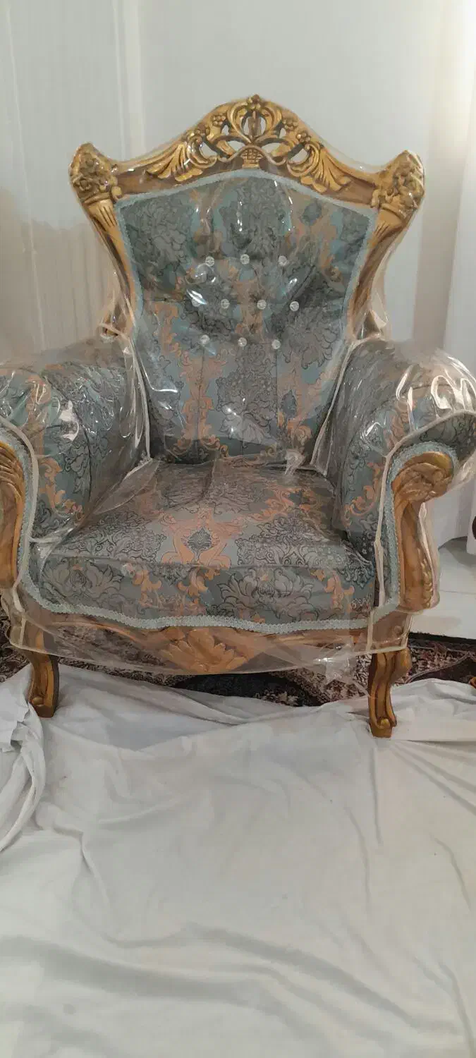 مبل ۹ نفره با جلو مبلی و عسلی|مبلمان خانگی و میز عسلی|رشت, حمیدیان|دیوار