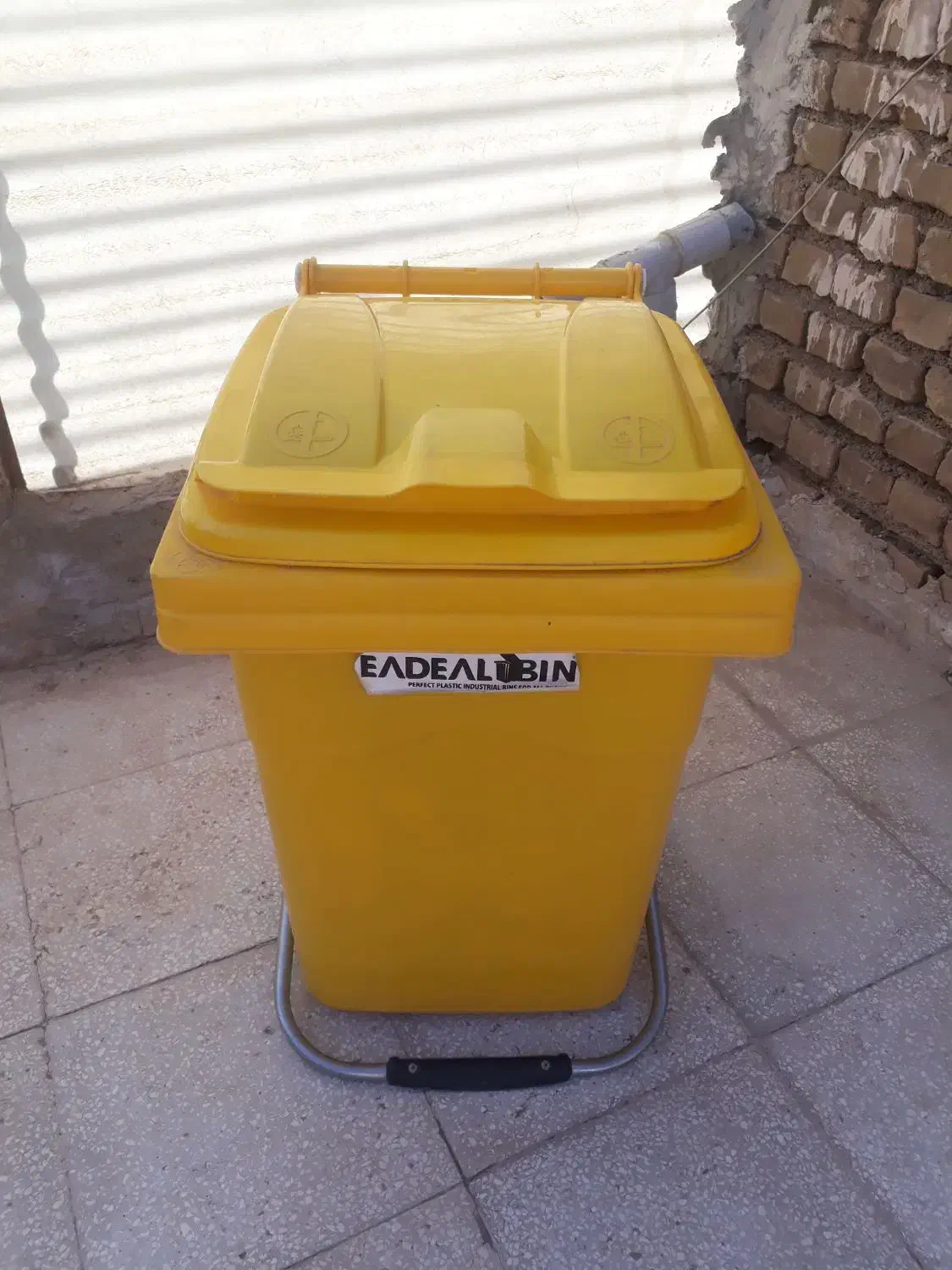 سطل زباله|لوازم نظافت|سبزوار, شرق کال جنوبی (شمس آبادی)|دیوار