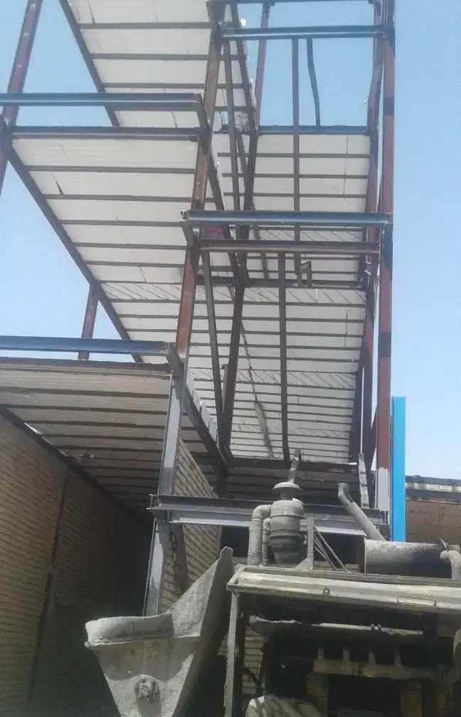 بتن ریزی سقف ستون بتن اماده|خدمات پیشه و مهارت|خرمآباد, |دیوار