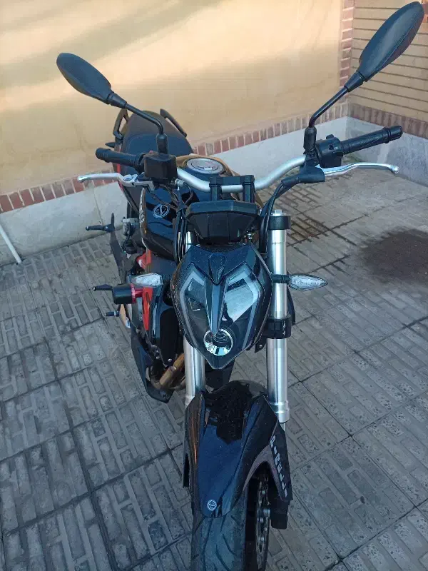 موتور بنلی 300تمام فابریک مدارک تکمیل.|موتورسیکلت|کاشان, مشکات|دیوار