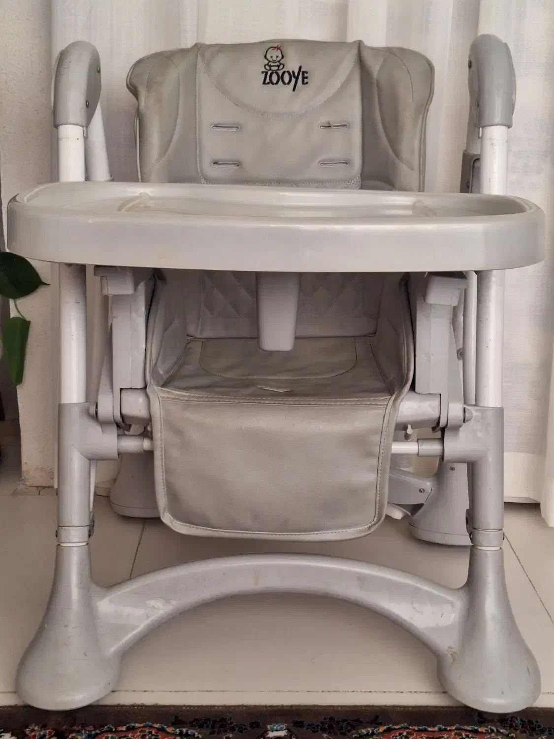 صندلی غذا کودک|میز و صندلی غذاخوری|رباط‌کریم, شهرک والفجر|دیوار