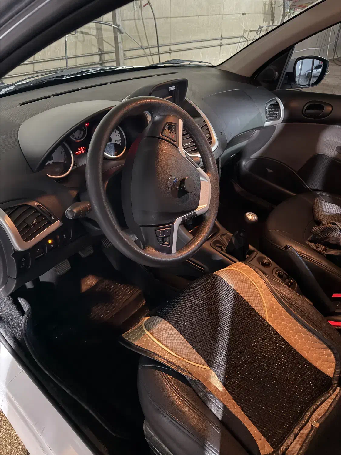 ۲۰۷ در حد صفر|خودرو سواری و وانت|صدرا-فارس, فاز ۱|دیوار