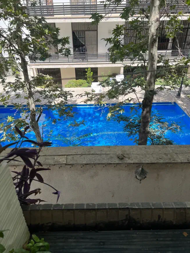 ویلا ۳۰۰ متر شهرک غرب ۴ خواب